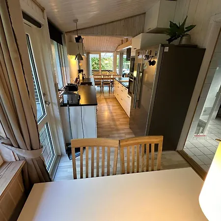 Wonderful 100 Sqm Home600m From The Sea Feriehus